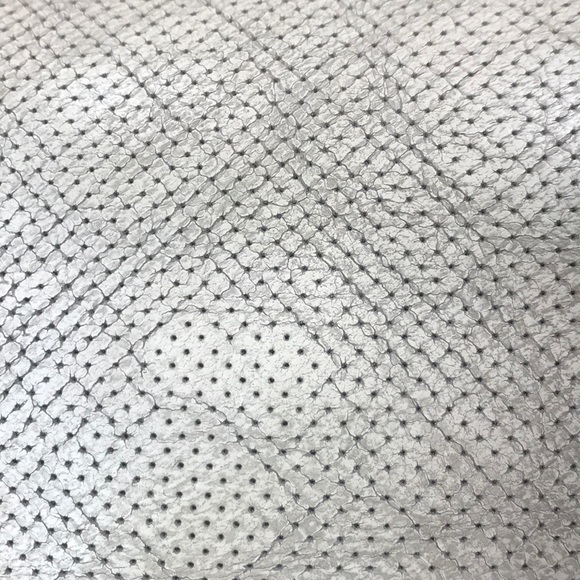 Meet your Posher, Ronnie - Picture 1 of 1